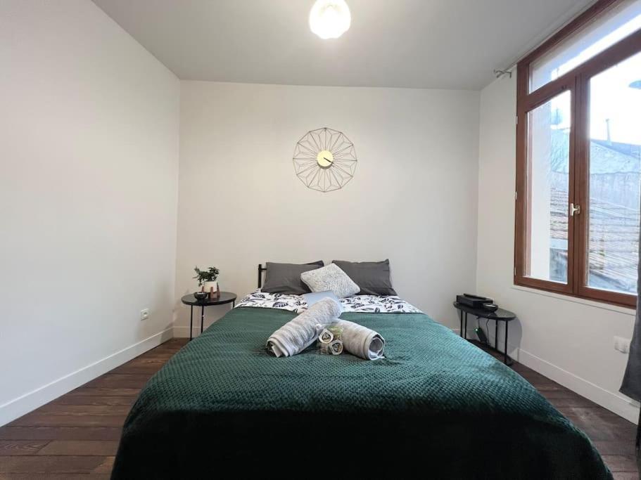 Appartement Le Petit Nid A 2 Min Gare / Centre Meulan Extérieur photo