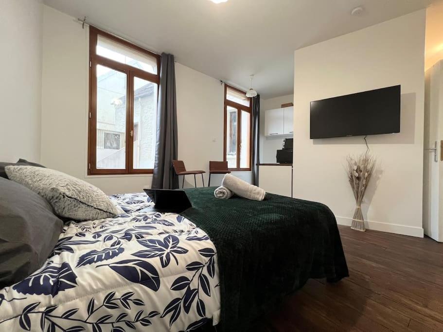 Appartement Le Petit Nid A 2 Min Gare / Centre Meulan Extérieur photo